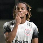 André Carrillo